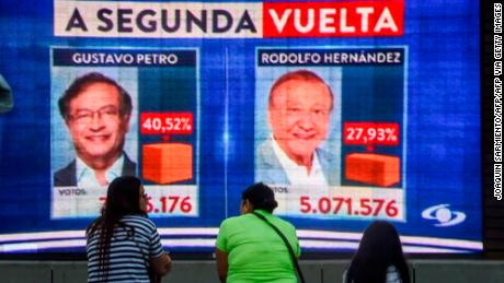 Gana la derecha en Colombia con De la Espriella por 249 mil votos