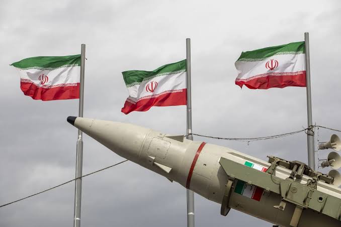 Kuwait y Bahréin activan sus defensas ante la amenaza iraní