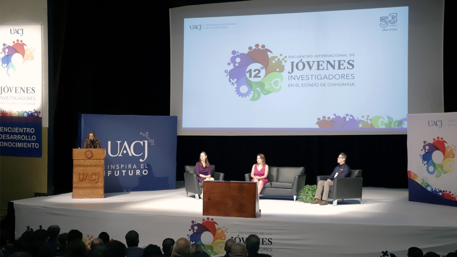 La curiosidad que mueve a la ciencia tiene voz joven